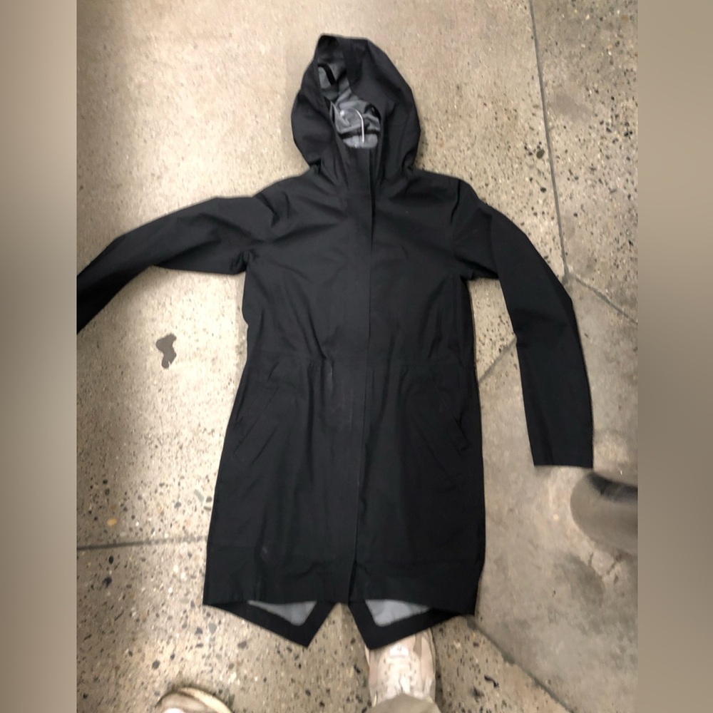 Lululemon | Rain Haven Jacket (Black)